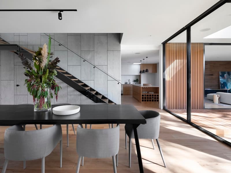 Cam Balkon Sistemləri - RC PROF layihəsi